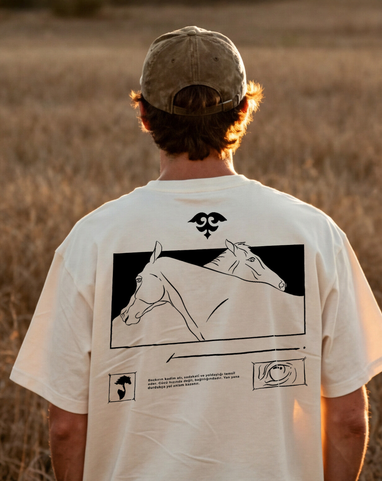 Bozkırın Dostluğu Oversize T-Shirt